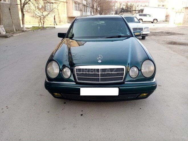 Mercedes E 230 1996, 336,000 km - 2.3 л - Xırdalan