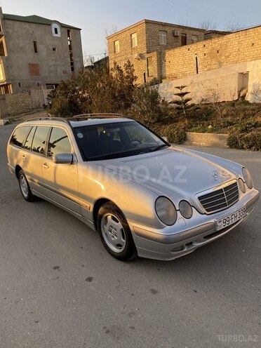 Mercedes E 220 2002, 467,000 km - 2.2 l - Bakı