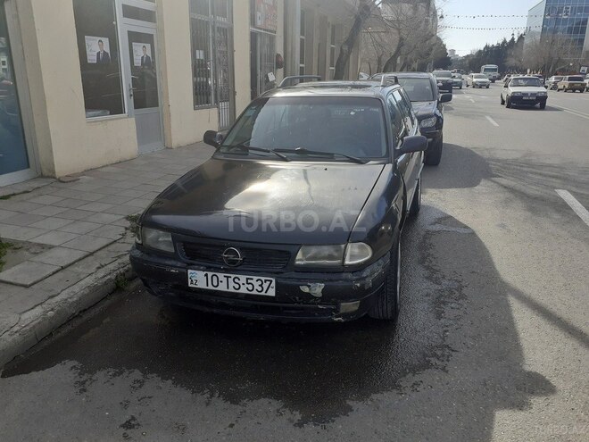 Opel Astra 1997, 256,000 km - 1.8 l - Sumqayıt