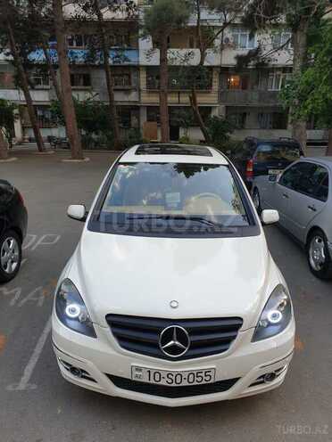 Mercedes B 200 2010, 80,000 km - 2.0 л - Bakı