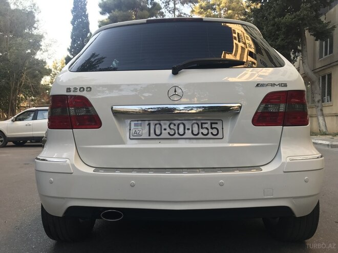 Mercedes B 200 2010, 80,000 km - 2.0 л - Bakı