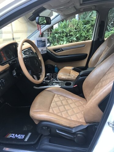 Mercedes B 200 2010, 80,000 km - 2.0 л - Bakı