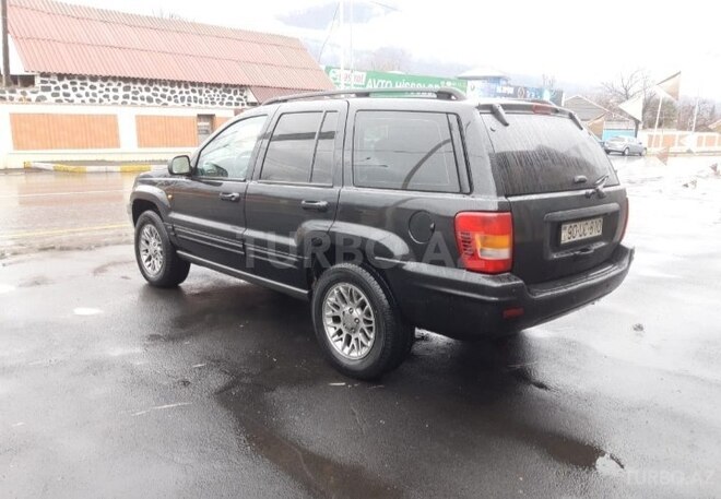 Jeep Grand Cherokee 2002, 210,000 km - 2.7 l - Zaqatala