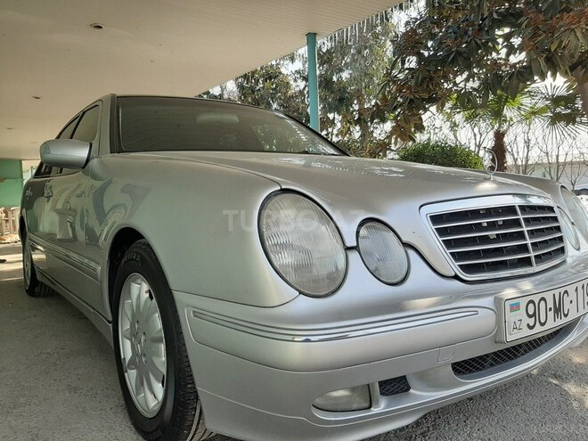 Mercedes E 280 2000, 247,068 km - 2.8 л - Göyçay