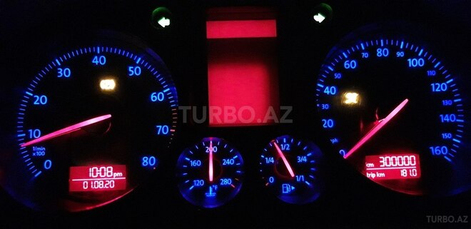 Volkswagen Passat 2006, 300,000 km - 2.0 l - Bakı