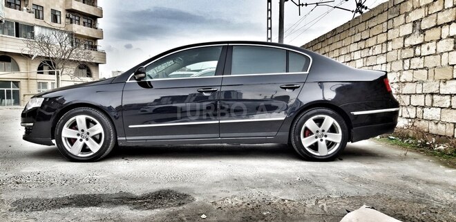 Volkswagen Passat 2006, 300,000 km - 2.0 l - Bakı
