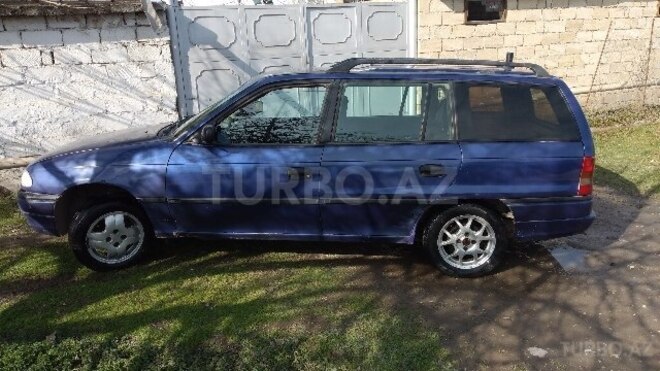 Opel Astra 1997, 364,000 km - 1.6 л - Xaçmaz
