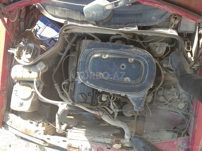 Mercedes 190 1986, 700,500 km - 2.0 l - Gəncə
