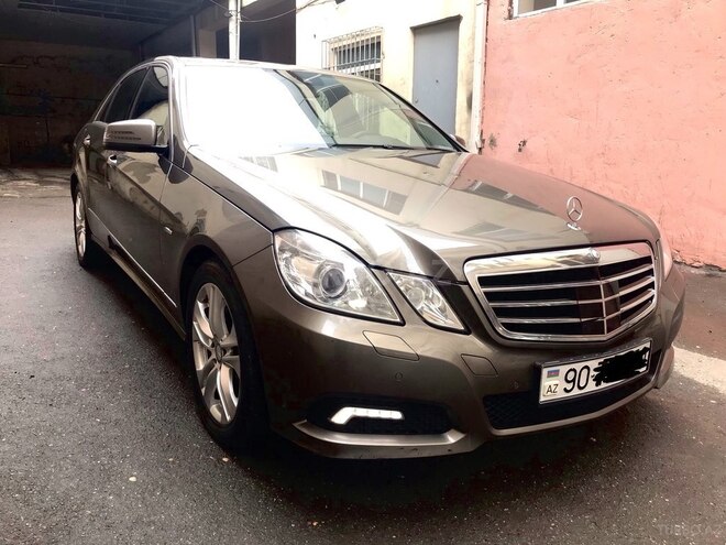 Mercedes E 220 2009, 264,000 km - 2.2 l - Bakı