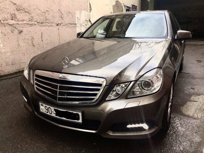 Mercedes E 220 2009, 264,000 km - 2.2 l - Bakı