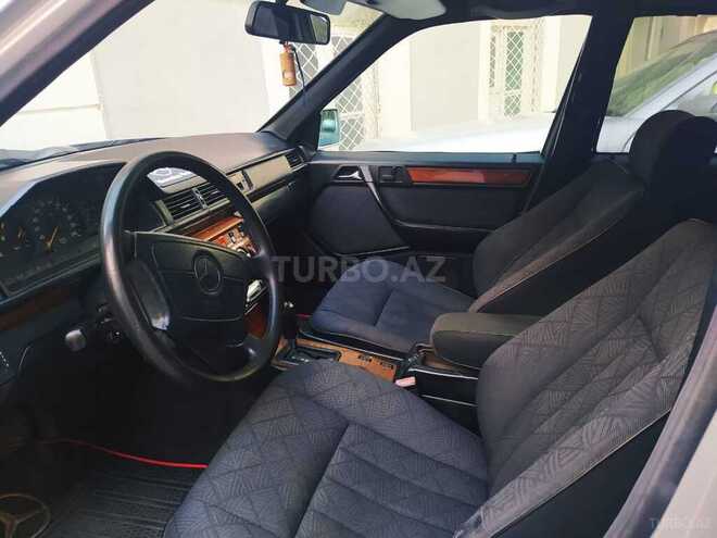 Mercedes E 220 1993, 400,200 km - 2.2 l - Bakı