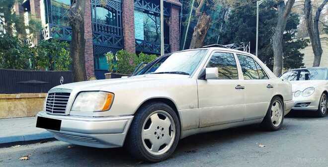 Mercedes E 220 1993, 400,200 km - 2.2 l - Bakı