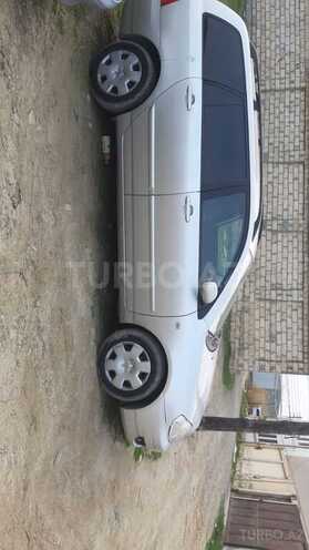 Toyota Corolla 2005, 195,000 km - 1.4 l - Bakı