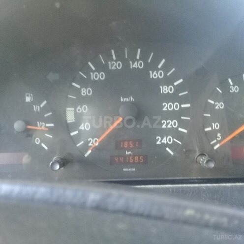 Mercedes C 180 1994, 441,685 km - 1.8 л - Salyan