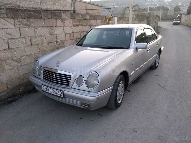 Mercedes E 220 1999, 490,000 km - 2.2 l - Siyəzən