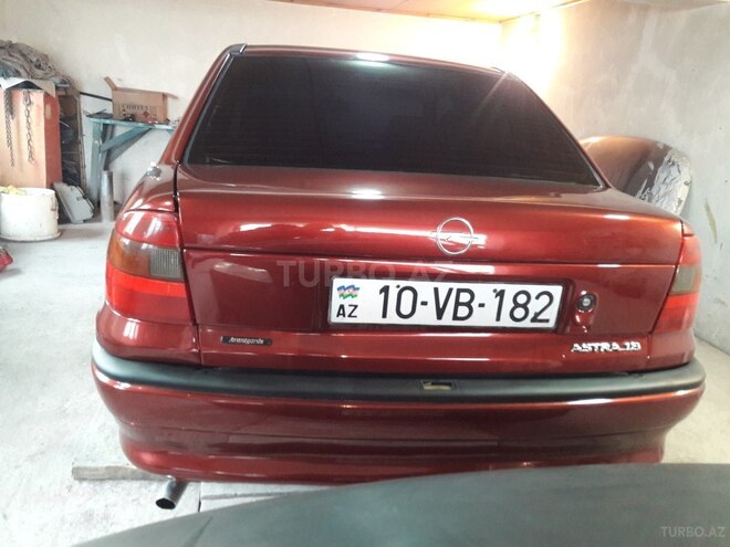 Opel Astra 1997, 414,201 km - 1.6 l - Bakı