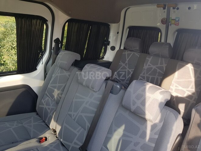 Ford Tourneo Connect 2010, 198,000 km - 1.8 l - Bakı