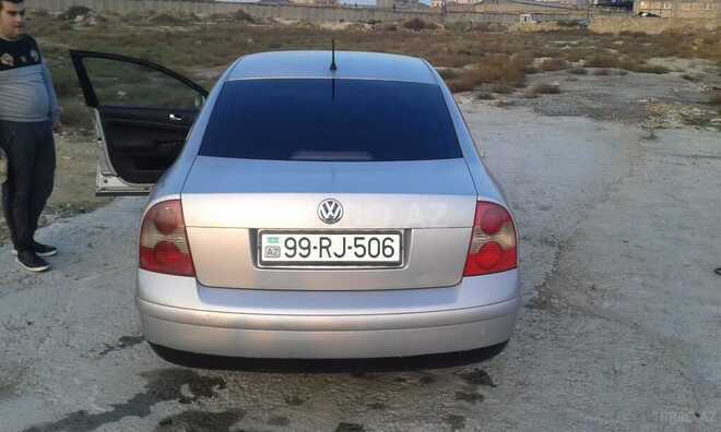 Volkswagen Passat 2001, 300,000 km - 1.8 л - Bakı