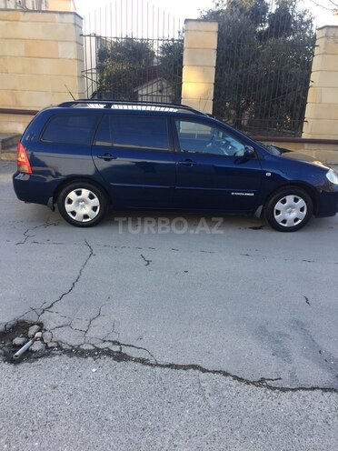 Toyota Corolla 2005, 226,000 km - 1.4 l - Bakı