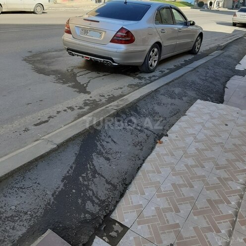Mercedes E 270 2002, 350,000 km - 2.7 л - Bakı
