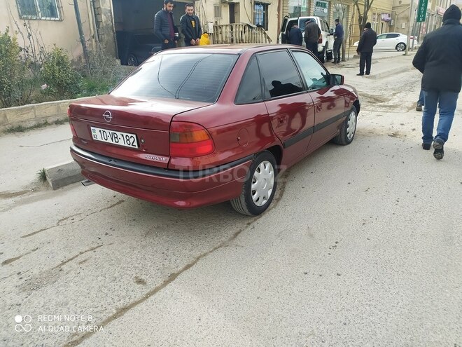 Opel Astra 1997, 414,000 km - 1.6 l - Qazax