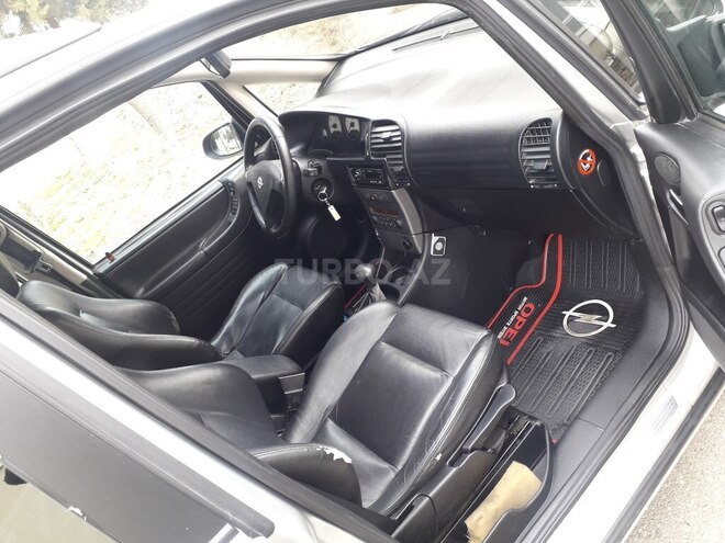 Opel Zafira 2004, 291,581 km - 2.2 l - Sumqayıt