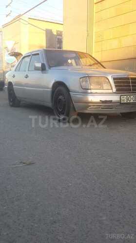 Mercedes E 260 1989, 325,085 km - 2.6 л - Sumqayıt
