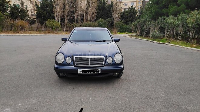 Mercedes E 240 1999, 250,000 km - 2.4 l - Bakı