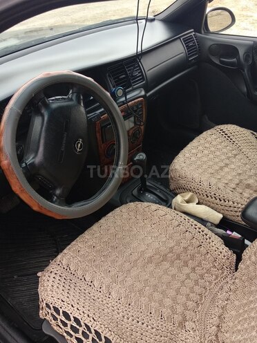 Opel Vectra 1996, 230,000 km - 1.8 l - Hacıqabul