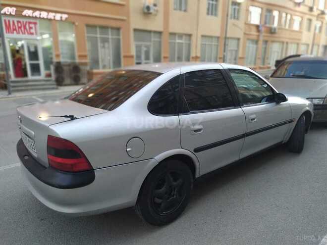 Opel Vectra 1997, 255,000 km - 2.0 l - Bakı