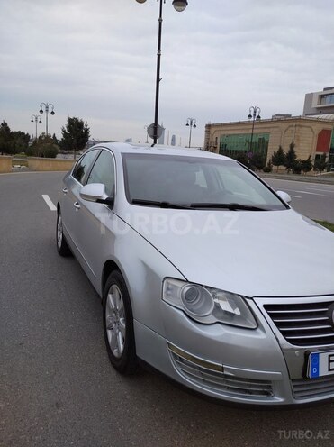 Volkswagen Passat 2005, 236,000 km - 2.0 l - Bakı