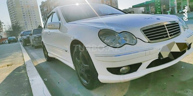 Mercedes C 240 2001, 221,000 km - 2.6 l - Bakı