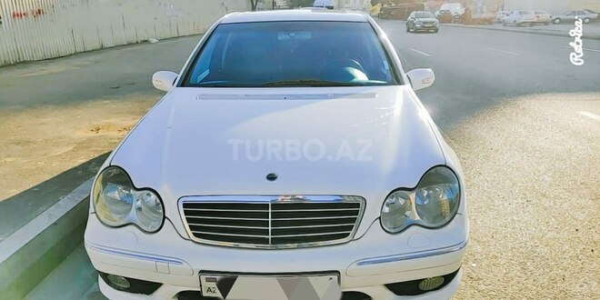 Mercedes C 240 2001, 221,000 km - 2.6 l - Bakı