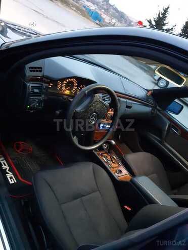 Mercedes E 240 1999, 404,000 km - 2.4 л - Bakı
