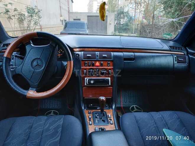 Mercedes E 240 1998, 442,244 km - 2.4 l - Bakı