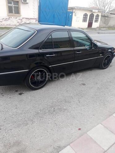 Mercedes C 230 1998, 270,000 km - 2.3 l - Sumqayıt