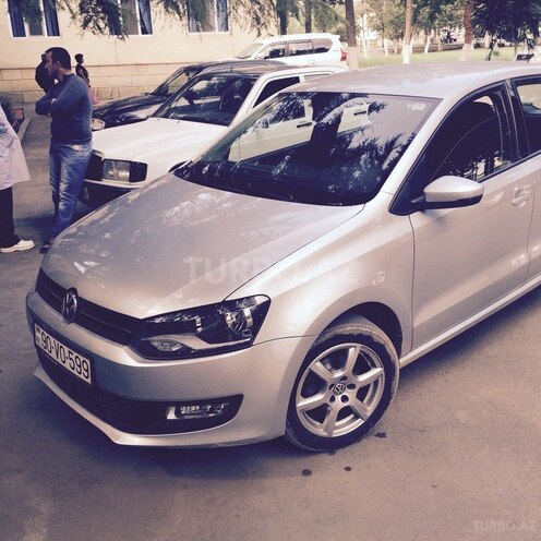 Volkswagen Polo 2010, 110,000 km - 1.4 л - Gəncə