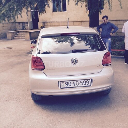 Volkswagen Polo 2010, 110,000 km - 1.4 л - Gəncə