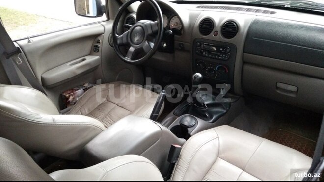 Jeep Cherokee 2003, 175,000 km - 2.4 л - Sumqayıt