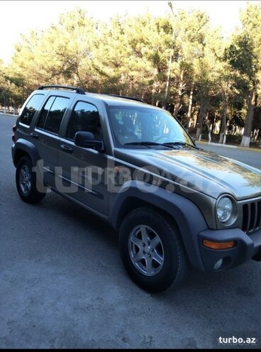 Jeep Cherokee 2003, 175,000 km - 2.4 л - Sumqayıt