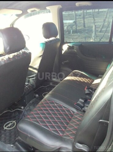 Opel Zafira 2002, 223,000 km - 1.8 l - Qax