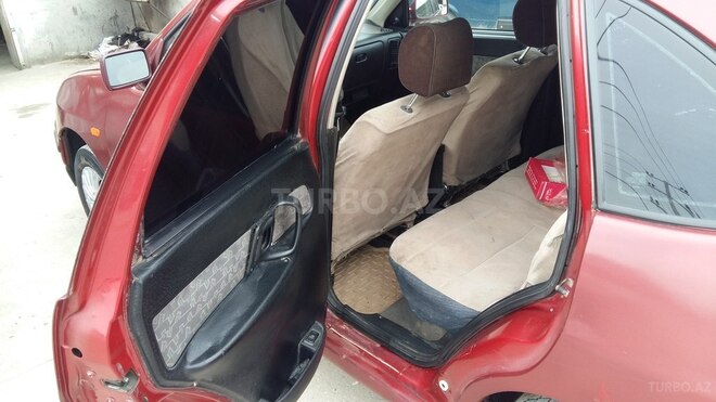 Volkswagen Polo 1995, 315,000 km - 1.5 л - Bakı