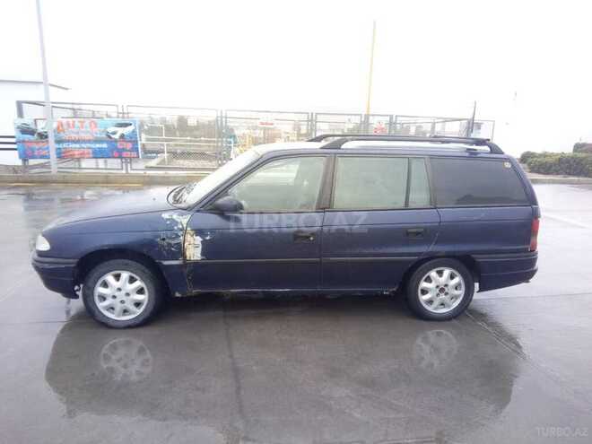Opel Astra 1997, 215,276 km - 1.4 l - Bakı