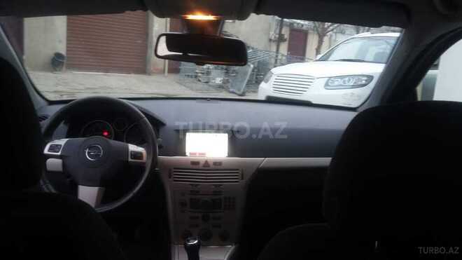 Opel Astra 2007, 195,000 km - 1.9 л - Bakı