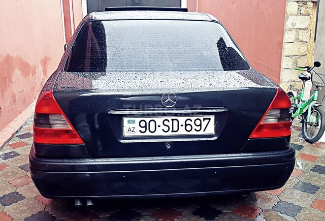Mercedes C 220 1995, 283,000 km - 2.2 l - Bakı