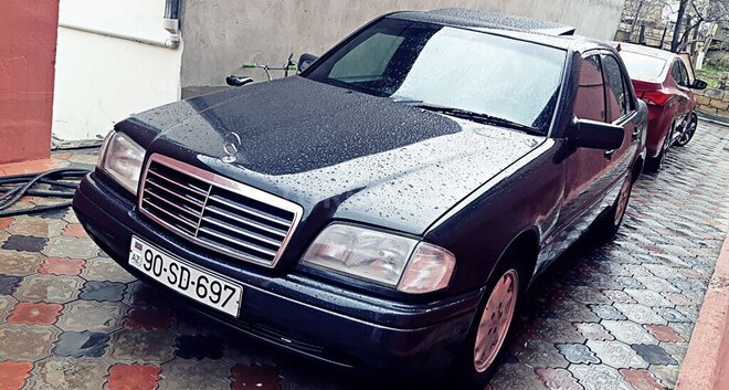Mercedes C 220 1995, 283,000 km - 2.2 l - Bakı