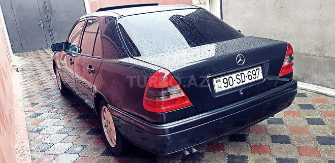 Mercedes C 220 1995, 283,000 km - 2.2 l - Bakı