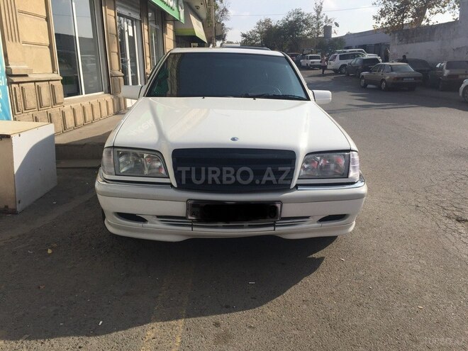 Mercedes C 240 2000, 245,600 km - 2.4 l - Bakı