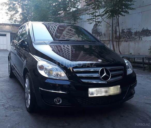 Mercedes B 180 2010, 99,900 km - 1.7 l - Bakı