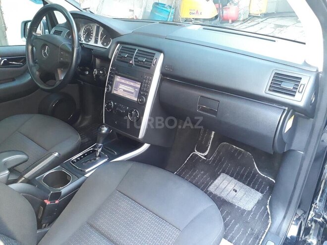 Mercedes B 180 2010, 99,900 km - 1.7 l - Bakı